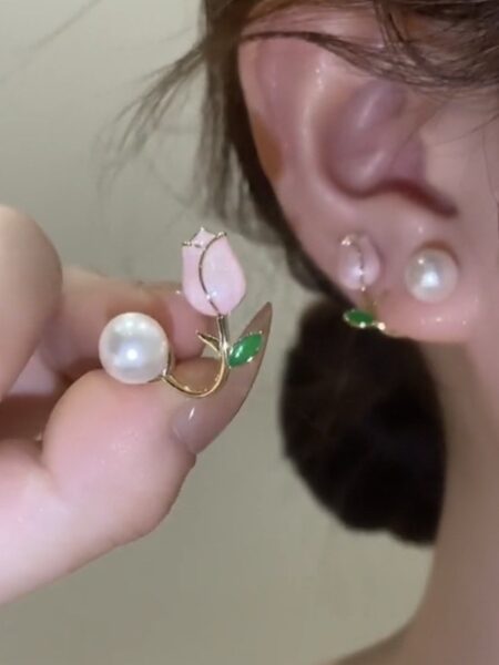 New 2024 Fashion Tulip Flower Earrings for Girl Party Accessories