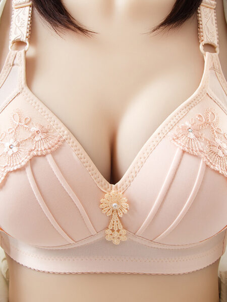 Women Ladies Bra Large Size Big Cup Adjustable Fat Women Female Underwear Embroidery Without Steel Ring Ladies Female Brassiere