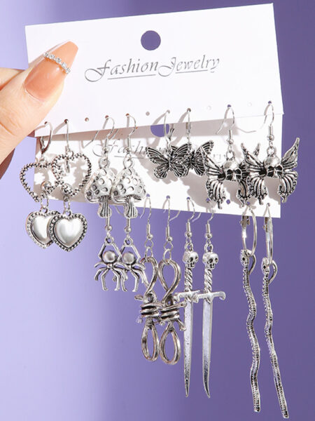 Vintage Heart Butterfly Snake Earrings for Women Goth Darken Punk Skull Retro Silver Color Metal Earring Set Jewelry Accessories