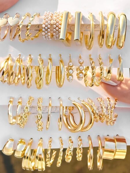 24 Pairs/Set Women's Elegant Retro Wde Glossy Metal CrcularEarring Set Suitable For Women DailyVersatile Holiday Gifts Jewelry