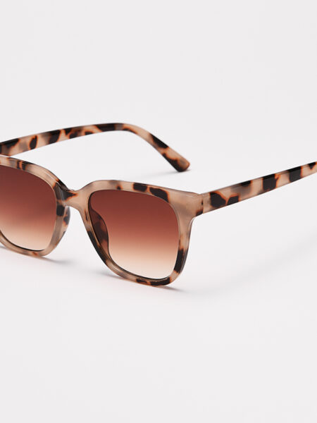 Fashion Female Trendy Small Square Frame Sunglasses Women Vintage Brand Candy Sun Glasses Ladies Shades UV400