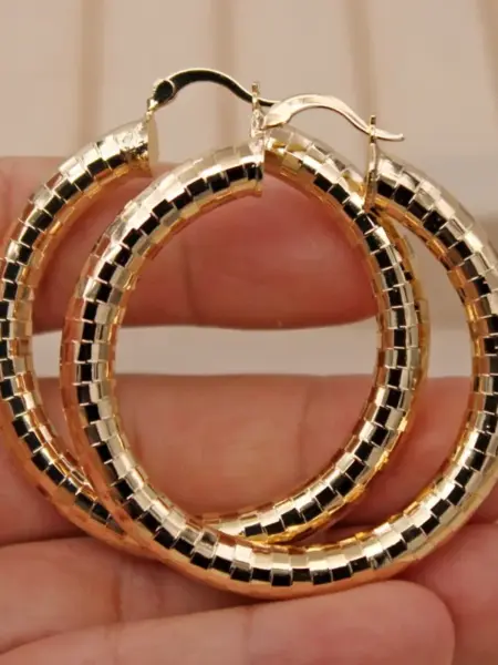 Simple Casual Trendy Gold Plated Copper Hoop Earrings for Women Girls Fashion Punk Jewelry Accessories Birthday Wedding Party
