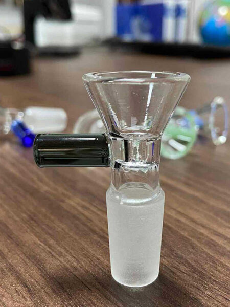 2024 New 14mm Laboratory Clear Glass Borosilicate Handle Funnel Type Bowl Chemistry Tool Taotai